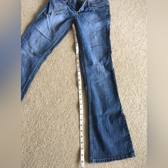 Squeeze Jeans size 3/4 Medium wash - Picture 5 of 5